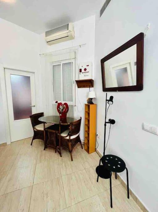 Privado En Alameda De Hercules Appartement