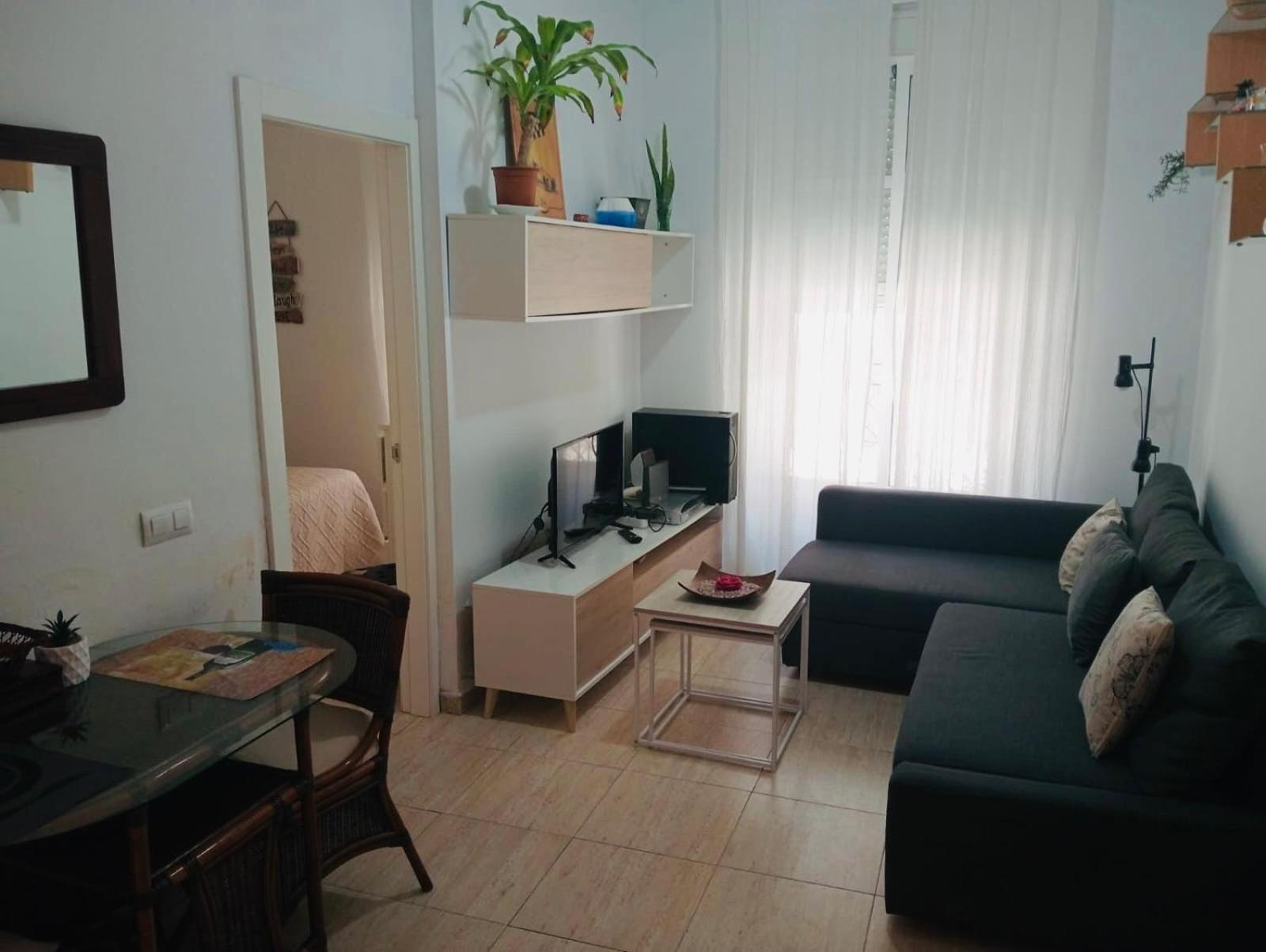 Privado En Alameda De Hercules Seville